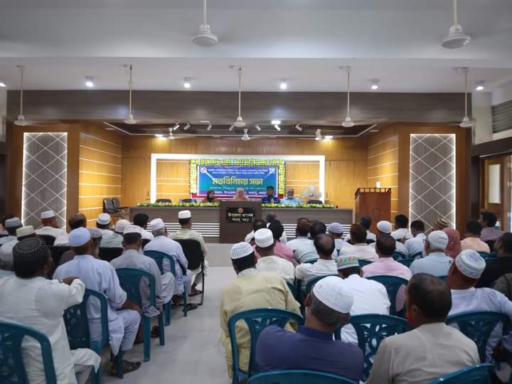 বগুড়ার কাহালুতে মাধ্যমিক পর্যায়ে শিক্ষা প্রতিষ্ঠানের প্রধানগণের সাথে ইউএনও মতবিনিময় সভা অনুষ্ঠিত।।।