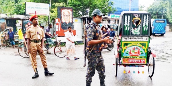 সিরাজগঞ্জে আইন শৃঙ্খলা রক্ষায় ৭ শতাধিক আনসার মোতায়েন