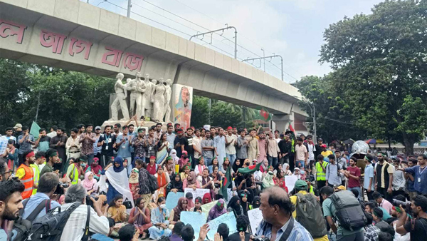 বৃহস্পতিবার বৈষম্যবিরোধী ছাত্র আন্দোলনের সর্বাত্মক অবস্থান