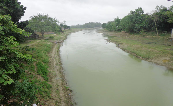 ফুলবাড়ী উপজেলার যমুনা নদীতে রাবার ড্রাম নির্মাণ করলে কয়েক হাজার জমি সেচ সুবিধা পাবে