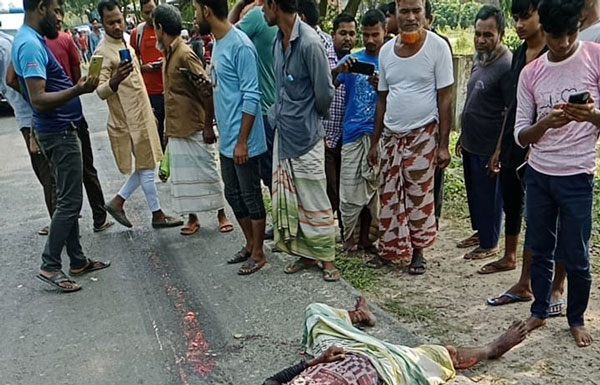 তারাগঞ্জে যাত্রীবাহী বাসের সাথে অটোর মুখোমুখি সংঘর্ষে নিহত এক