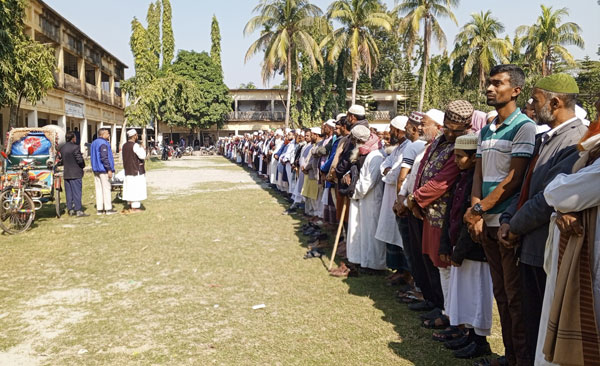 বিজ্ঞান ও প্রযুক্তি  বিশ্ববিদ্যালয়ের শারীরিক বিভাগের (ভারপ্রাপ্ত) পরিচালক হানিফ’র জানাজা সম্পন্ন