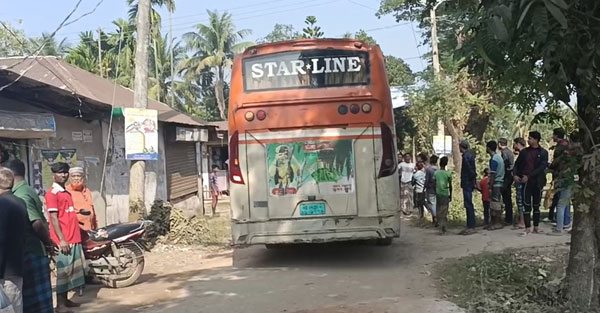 সেনবাগে সড়ক দুর্ঘটনায় সবজী বিক্রেতা নিহত