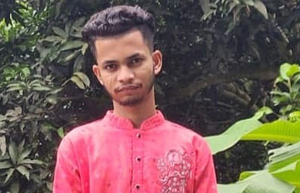 নাটোরে অটোরিকশা উল্টে এসএসসি পরীক্ষার্থীর মৃত্যু , আহত – ৪ নাটোরে অটোরিকশা উল্টে এসএসসি পরীক্ষার্থীর মৃত্যু , আহত – ৪