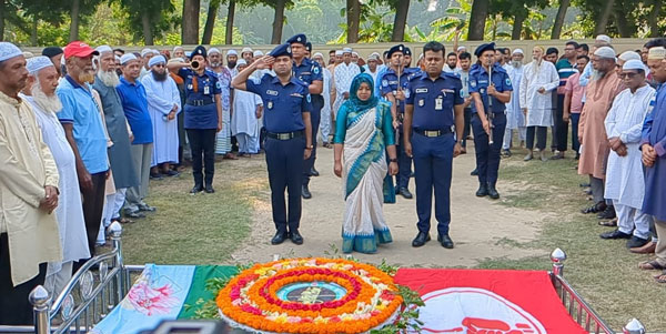 নাটোরে বীর মুক্তিযোদ্ধা ও বর্ষিয়ান সাংবাদিক নবীউর রহমান পিপলুর দাফন সম্পন্ন নাটোরে বীর মুক্তিযোদ্ধা ও বর্ষিয়ান সাংবাদিক নবীউর রহমান পিপলুর দাফন সম্পন্ন
