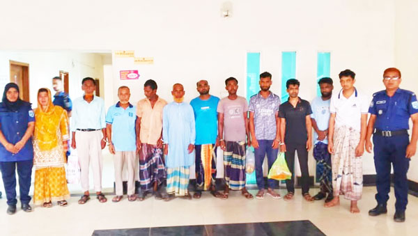 গাইবান্ধার গোবিন্দগঞ্জে থানা পুলিশ ও যৌথ বাহিনী অভিযান চালিয়ে ১১জনকে  গ্রেপ্তার করেছে