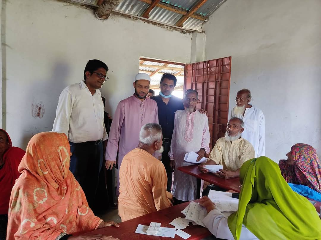 দুপচাঁচিয়া পালকুড়ি বাইতুল হিকমা একাডেমিতে ফি চক্ষু শিবির অনুষ্ঠিত।। দুপচাঁচিয়া পালকুড়ি বাইতুল হিকমা একাডেমিতে ফি চক্ষু শিবির অনুষ্ঠিত।।