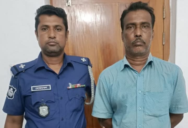বগুড়ার কাহালুতে ১বছরের সাজাপ্রাপ্ত আসামী হেলাল পুলিশের হাতে গ্রেফতার ।। বগুড়ার কাহালুতে ১বছরের সাজাপ্রাপ্ত আসামী হেলাল পুলিশের হাতে গ্রেফতার ।।